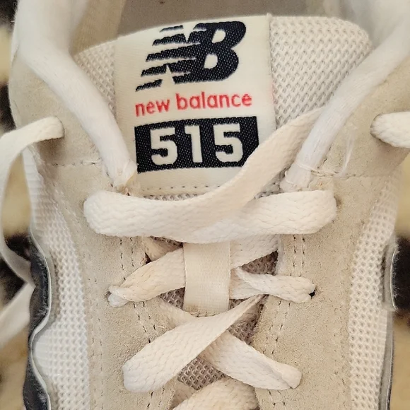 New Balance 515 Classic Sneaker | Size 8 - Picture 6 of 7
